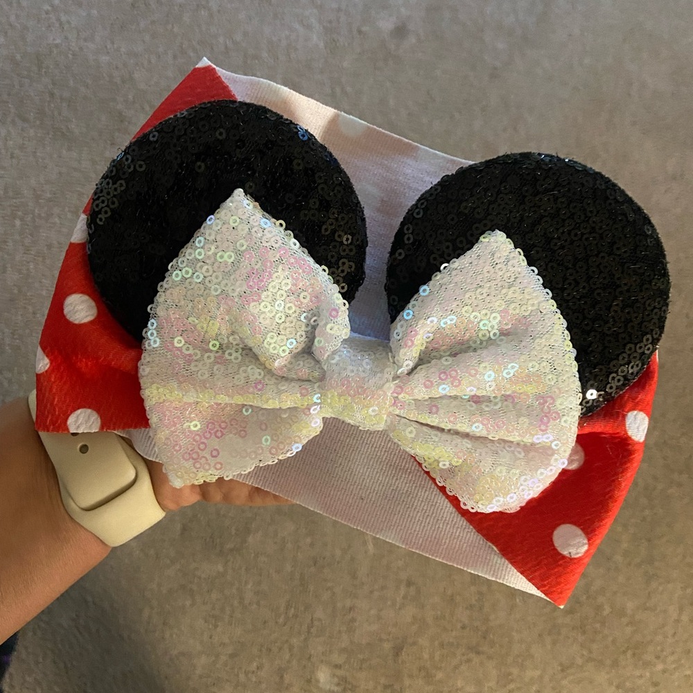BABY GIRL HEADBAND 🖤
